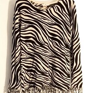 Monroe & Main animal print fringe sz M
